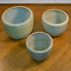 Große Cremeweiße Studio Keramik Übertöpfe von Mobach 1980er, 4 . Set