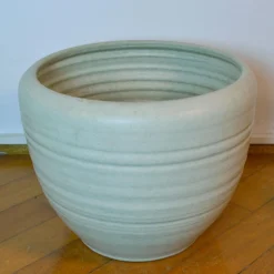 Große Cremeweiße Studio Keramik Übertöpfe von Mobach 1980er, 4 . Set