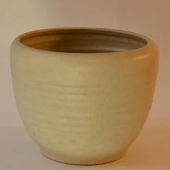 Große Cremeweiße Studio Keramik Übertöpfe von Mobach 1980er, 4 . Set