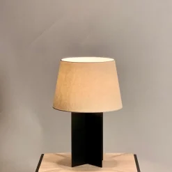 Große Cuatolados Lampe aus geschwärztem Stahl von Atelier Cabanel
