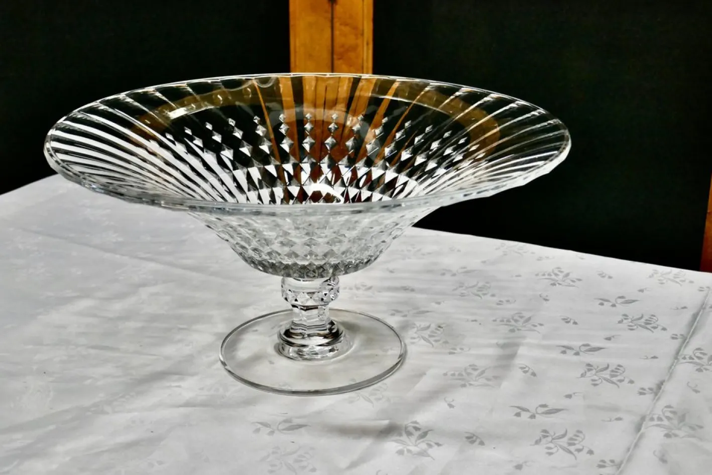 Große Französische Tazza Obstschale aus Kristallglas mit Rautenmuster, 1950er
