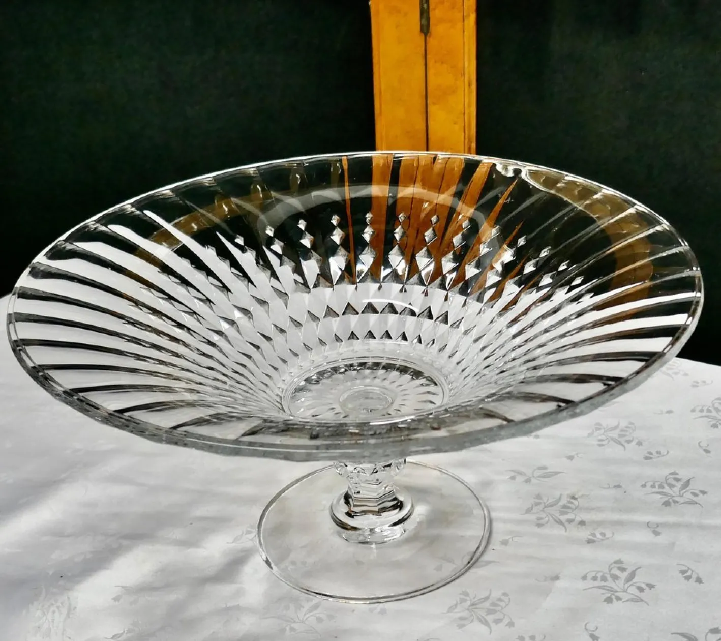 Große Französische Tazza Obstschale aus Kristallglas mit Rautenmuster, 1950er