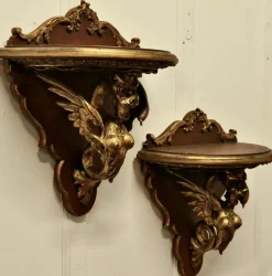 Große italienische geschnitzte vergoldete Wandhalterungen, 1800er, 2er Set