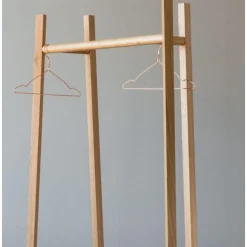 Große Lonna Garderobe von Made by Choice