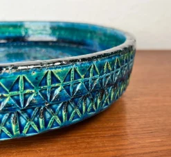 Große Mid-Century Modern Rimini Blu Keramikschale von Aldo Londi für Bitossi, Italien, 1960er