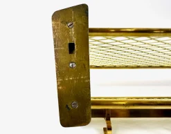 Große Mid-Century Modern Wandgarderobe aus Messing, 1950er