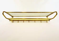 Große Mid-Century Modern Wandgarderobe aus Messing, 1950er