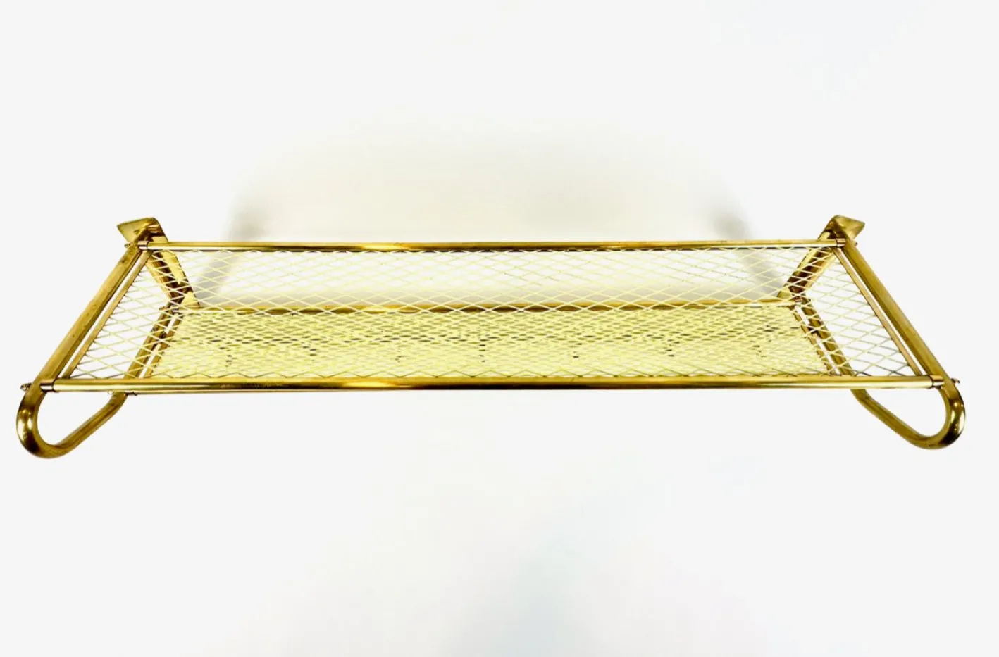 Große Mid-Century Modern Wandgarderobe aus Messing, 1950er