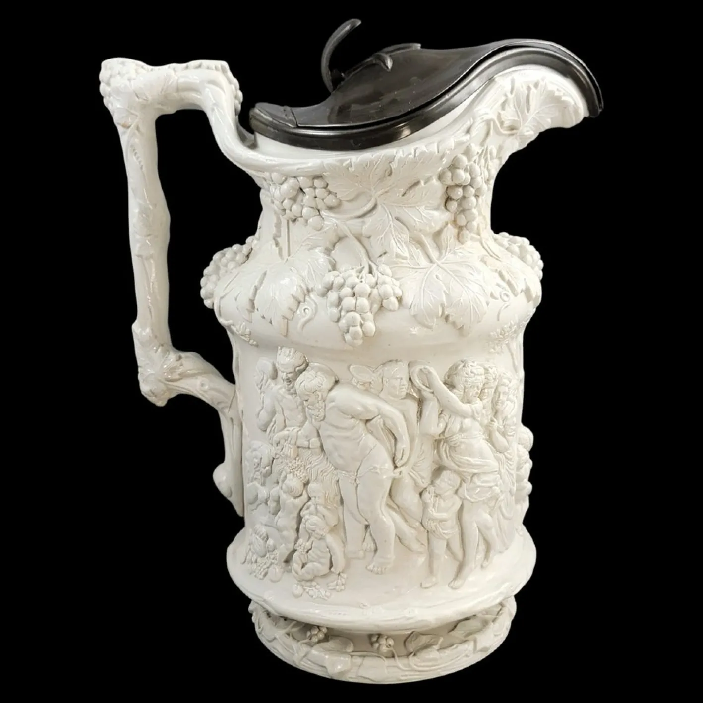 Großer Bacchanaler Tanzkrug in Reliefform von Charles Meigh, 1844
