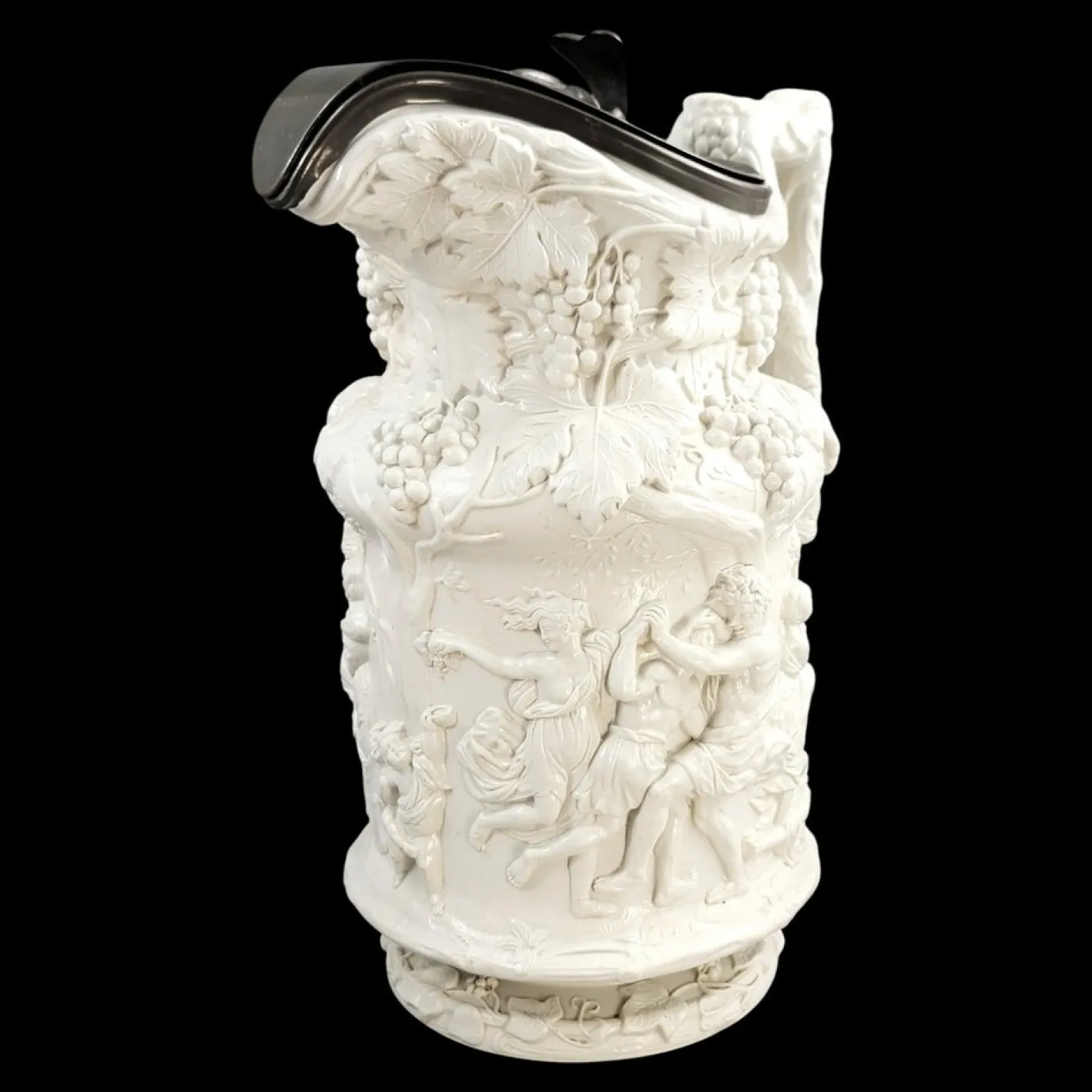 Großer Bacchanaler Tanzkrug in Reliefform von Charles Meigh, 1844