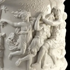 Großer Bacchanaler Tanzkrug in Reliefform von Charles Meigh, 1844