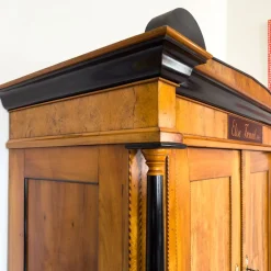 Großer Biedermeier Kleiderschrank aus Esche & Kirsche, 1884