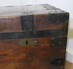 Großer gefütterter Reisekoffer aus Eisen von HD Dean, 1890er