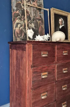 Großer italienischer Aktenschrank aus Kastanienholz mit 20 Schubladen, 1890er