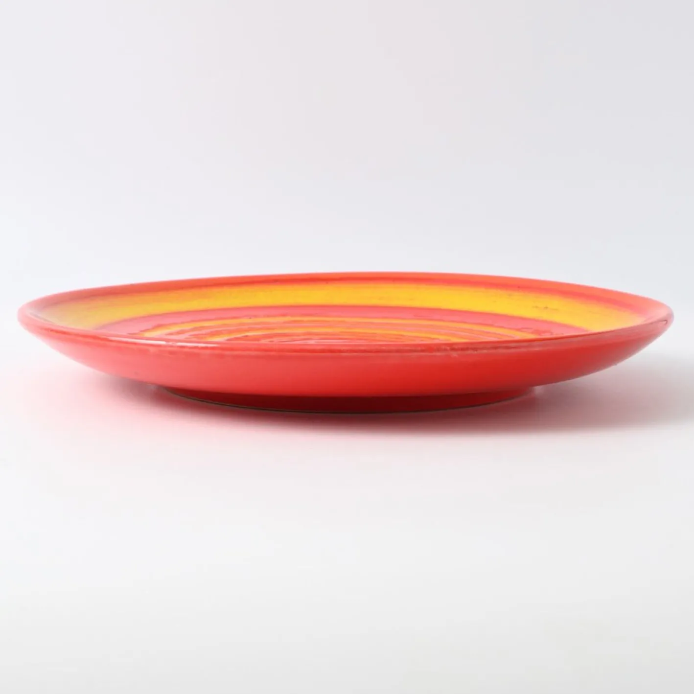 Großer italienischer Teller in Rot & Gelb von Baldelli, 1970er
