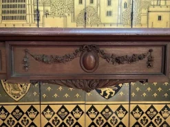 Großer Konsolentisch aus Nussholz im Louis XVI-Stil