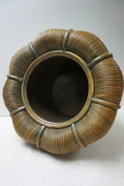 Großer Mid-Century Modern Rattan Übertopf aus Bambus, 1970er