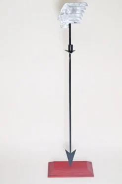 Großer postmoderner indischer Kerzenhalter mit Pfeilen, 1990er