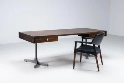 Großer Schreibtisch aus Palisander von Trau Arredamenti Metallici SPA, Italien, 1960er
