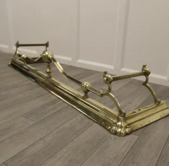 Großer viktorianischer Jugendstil Messing Kotflügel, 1880er