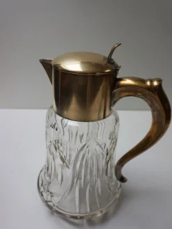 Großer Vintage Krug aus vergoldetem Kristallglas mit Eiseinsatz, 1930er