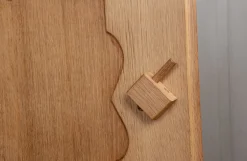 Großes französisches Sideboard aus Eiche von Guillerme et Chambron für Votre Maison, 1960er