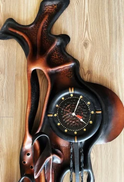 Große Skulpturale Wanduhr, 1970er