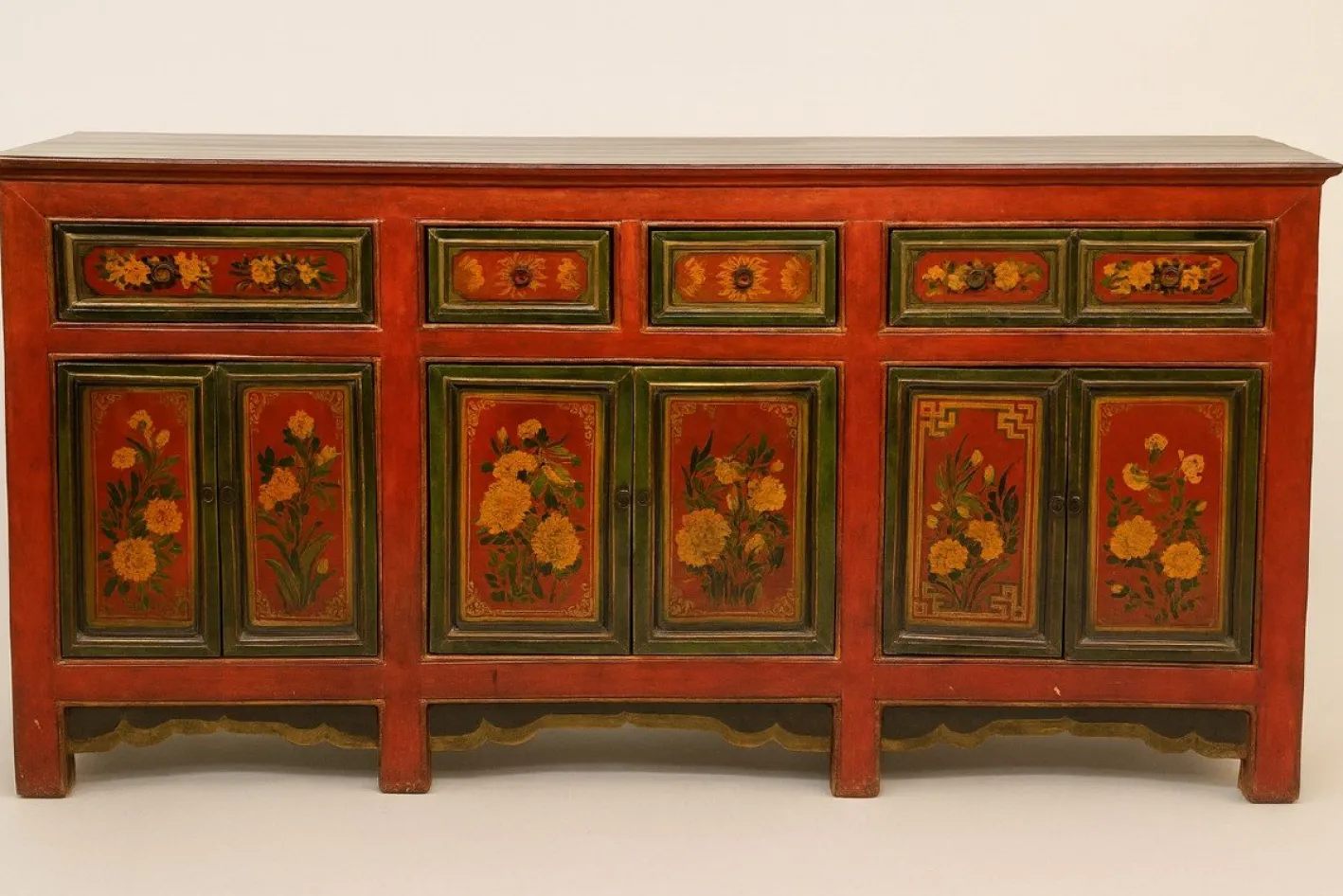 Großes Sideboard aus lackiertem Holz, 19. Jh