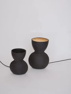 Große Unira Lampe in Schwarz von Ia Kutateladze