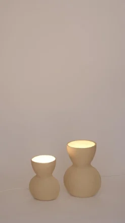 Große Unira Lampe in Weiß von Ia Kutateladze