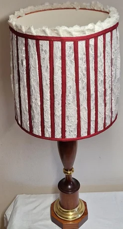Große Vintage Tischlampe mit Sockel aus Mahagoni, Zierleiste aus Messing und Stoffschirm, 1970er