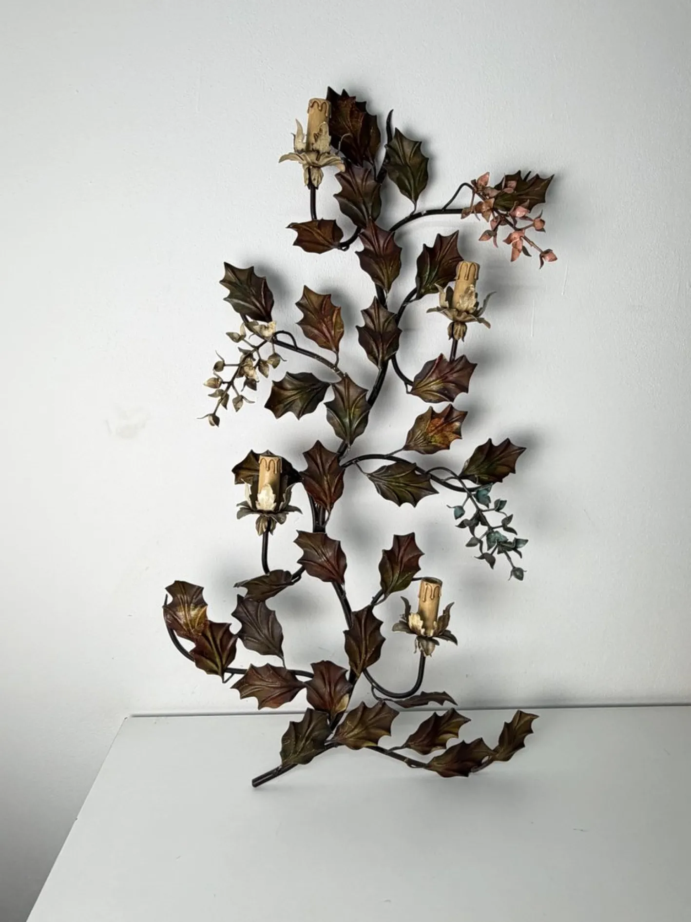 Große Wandlampe mit Vier Leuchten aus Verziertem Schmiedeeisen, 1960