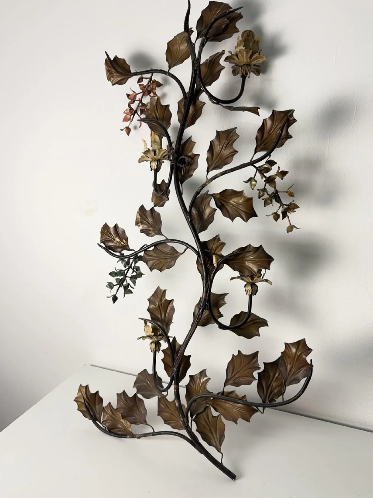 Große Wandlampe mit Vier Leuchten aus Verziertem Schmiedeeisen, 1960