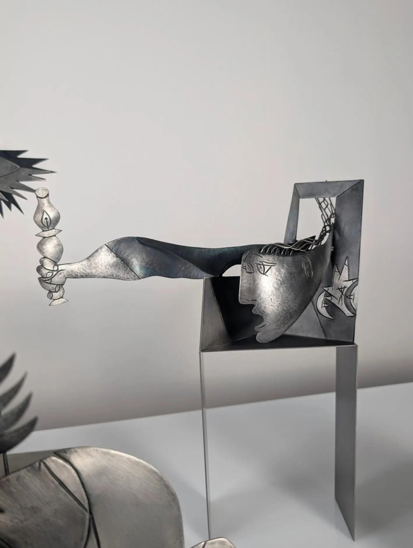 Guernica Skulpturen aus Metall von Picasso, 10 . Set