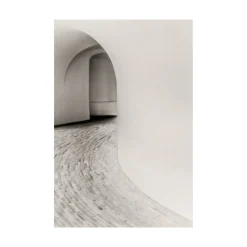 Guy Sargent, The Round Tower, Archivierter Pigmentdruck