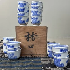 Handbemalte Edo Yunomi Teetassen, Japan, 18 . Set