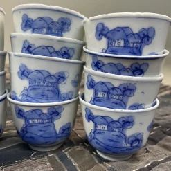 Handbemalte Edo Yunomi Teetassen, Japan, 18 . Set