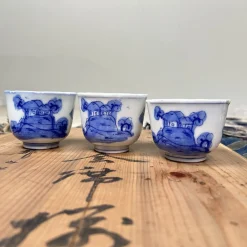 Handbemalte Edo Yunomi Teetassen, Japan, 18 . Set