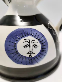 Handbemalter Keramikkrug im Stil von Picasso, 1970er