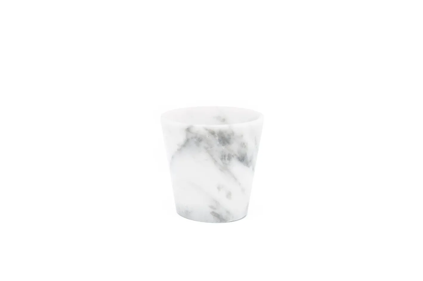 Handgefertigte Grappa Gläser aus weißem Carrara Marmor von Fiammetta V., 2er Set