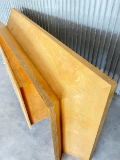 Handgefertigtes asymmetrisches Sideboard, 1980er