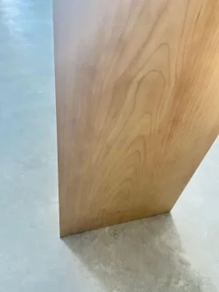 Handgefertigtes asymmetrisches Sideboard, 1980er