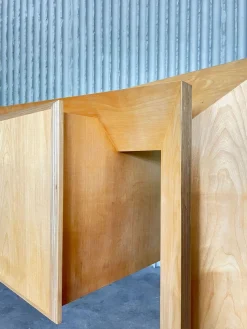 Handgefertigtes asymmetrisches Sideboard, 1980er