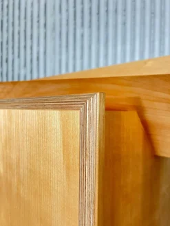 Handgefertigtes asymmetrisches Sideboard, 1980er