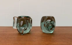 Handgemachter afrikanischer Vintage Kerzenhalter aus Glas in Tier-Optik von Ngwenya Glass, 2er Set