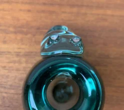 Handgemachter afrikanischer Vintage Kerzenhalter aus Glas in Tier-Optik von Ngwenya Glass, 2er Set