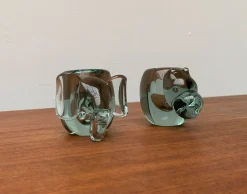 Handgemachter afrikanischer Vintage Kerzenhalter aus Glas in Tier-Optik von Ngwenya Glass, 2er Set