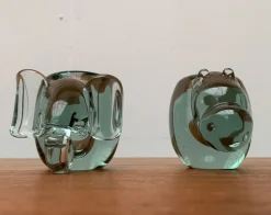 Handgemachter afrikanischer Vintage Kerzenhalter aus Glas in Tier-Optik von Ngwenya Glass, 2er Set