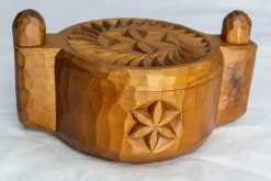 Handgeschnitzte Französische Salzdose aus Cembro Pine, 1950