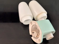 Hellblaue Modell 6068 Wandleuchte aus Keramik von Wilhelm Wagenfeld für Lindner, 1958